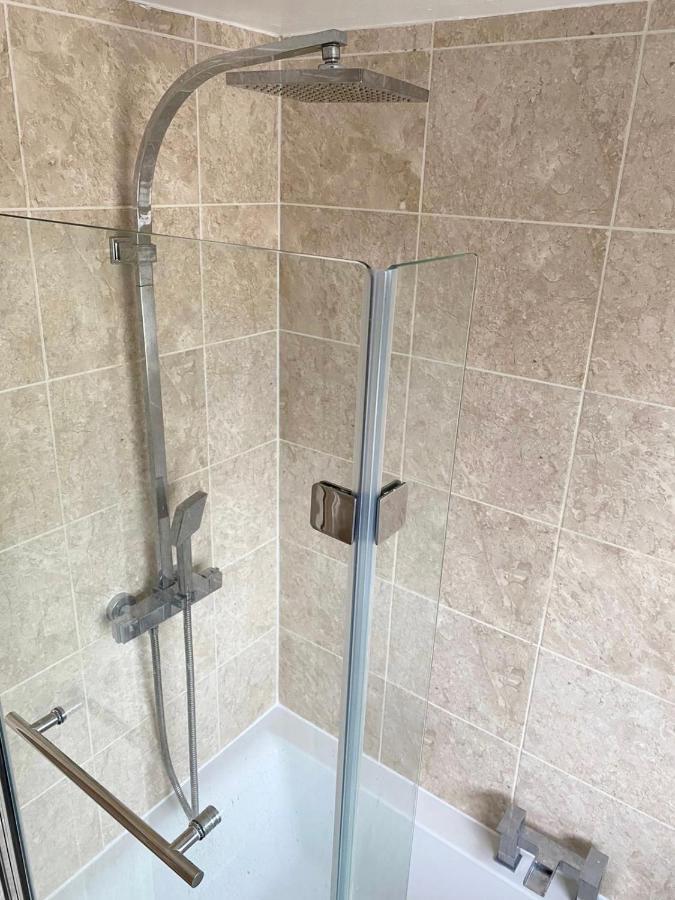 Beautiful Newly Renovated House In Rainham Essex 빌라 외부 사진